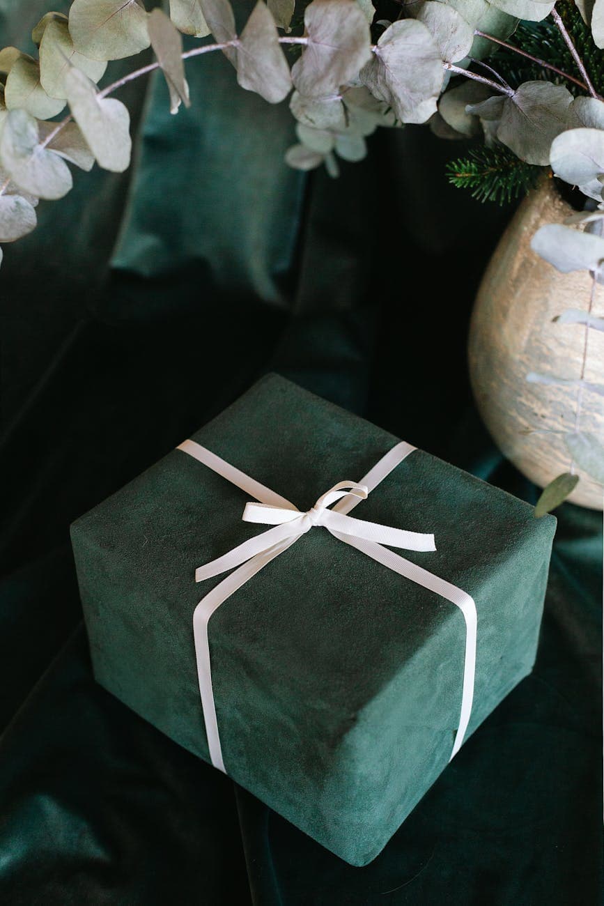 Menely Gifts & Engravings